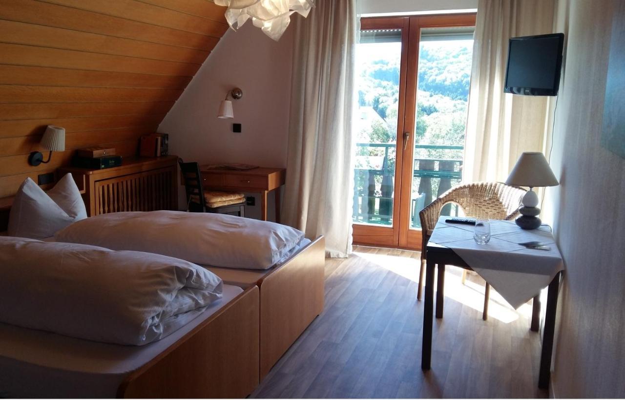 Landgasthof Grüner Baum Badenweiler Dış mekan fotoğraf